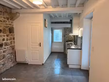 studio refait à neuf