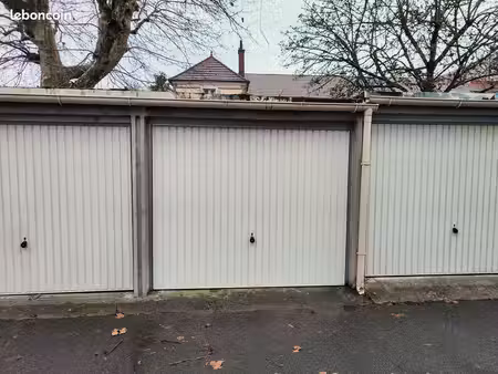 box à louer