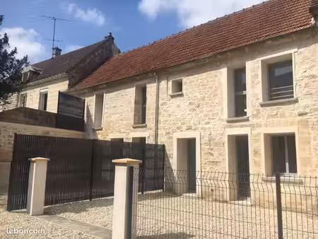 maison contemporaine - 3 pièces - 79 m2 - jardinet - pkg