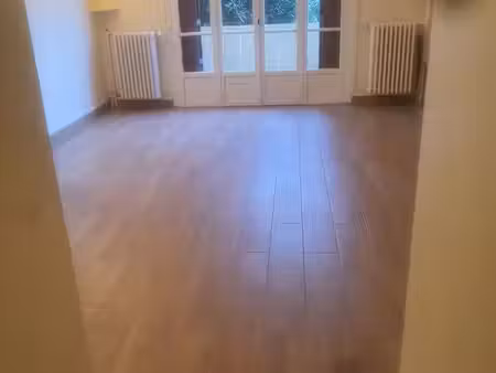 location studio 32m² à deuil la barre à 5min à pieds de la gare la barre ormesson