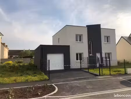 maison récente a louer 4 chambres 5 min de caen centre pompe a chaleur