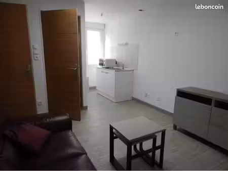 petite maison individuelle f2 avec garage et terrain divion