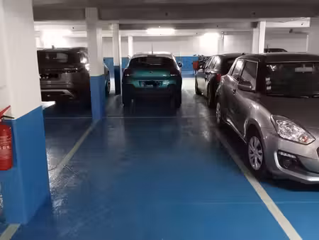 parking à louer clamart grand canal