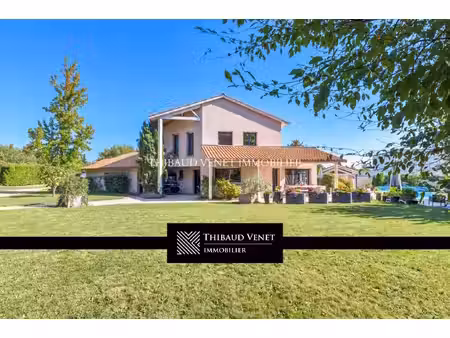 villa de luxe à vendre à chaponost