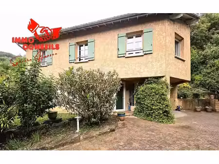 belle maison spacieuse dans secteur recherché
