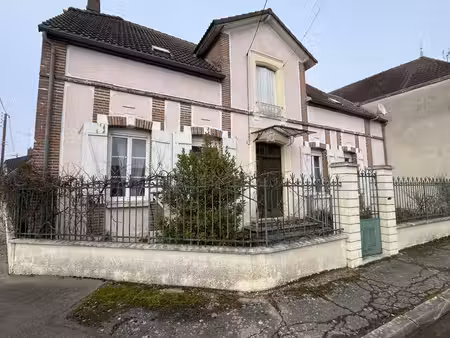maison de village 8 pièces