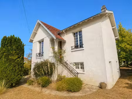 maison à rénover avec terrain de 763 m2 – quartier du douet  saint-sébastien-sur-loire