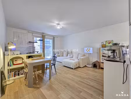 t2 meublé - 4  rue de hanovre  92290  châtenay-malabry  france