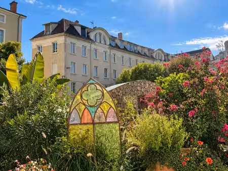 bourg-en-bresse – appartement bourgeois de prestige au cœur de la ville