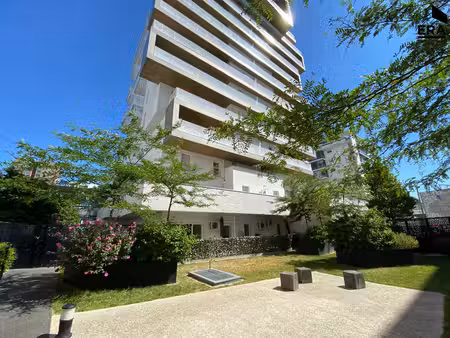 appartement f2 vendu loué  rare à la vente