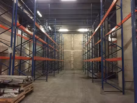 location entrepôt 3000m²