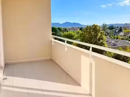 location appartement 2 pièces 29 m² à marseille 12ème (13012)  850 €