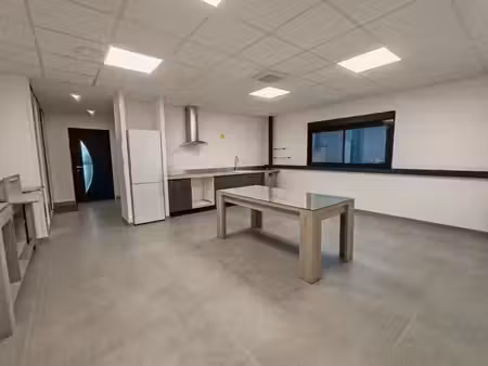 location bureaux saint bonnet de mure 69720 110m²