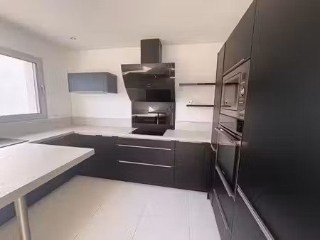location maison 4 pièces 129m² nieul sur mer 17137