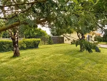 vente terrain à saint-père-en-retz (44320) : à vendre / 255m² saint-père-en-retz