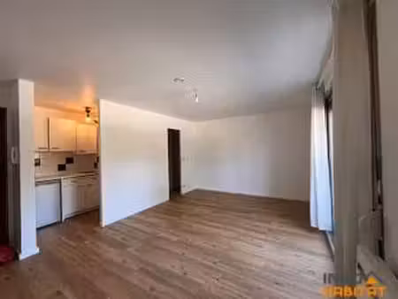 location appartement t1 à cesson-sévigné (35510) : à louer t1 / 25m² cesson-sévigné