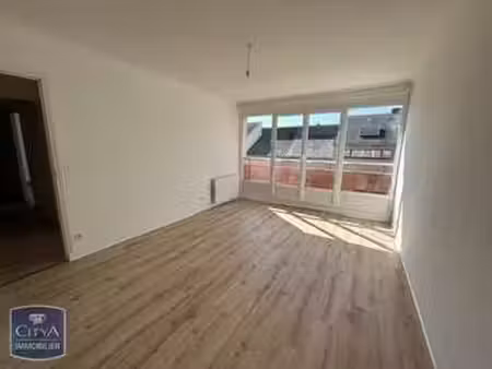 location appartement 2 pièces à cherbourg-en-cotentin (50100) : à louer 2 pièces / 51m² ch
