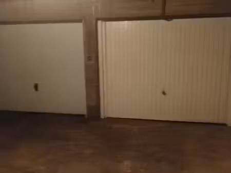 2 garages centre ville bergerac