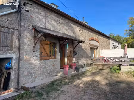 maison en pierres