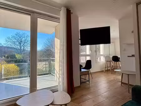 appartement meublé f1 bis – 33 m² – ars-sur-moselle