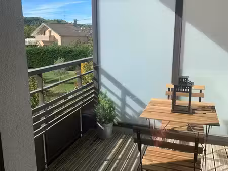 t1bis meublé avec garage proche toutes commodités