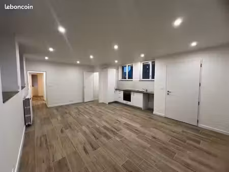 à louer – t2 rénové à neuf – 45 m² – saint-lambert-du-lattay