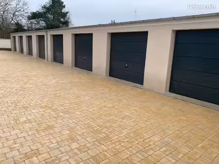 parking / box stockage