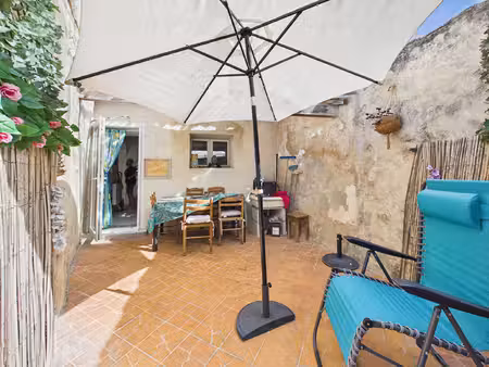 vente immeuble 5 pièces  110.00m²  bourg