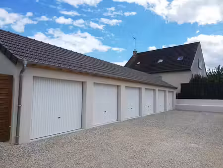 location parking à beaune (21200)  85 €