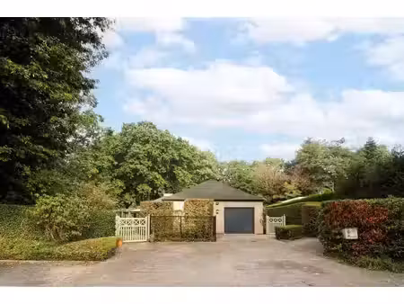veelzijdige gelijkvloerse villa op toplocatie in bonheiden