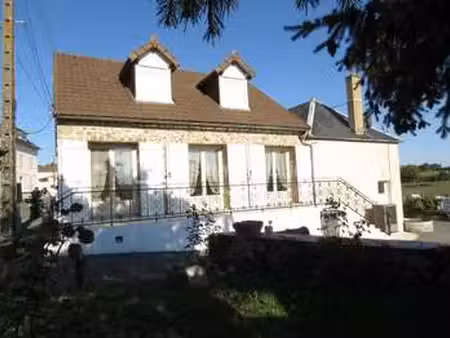vente maison à gourgé (79200) : à vendre / 109m² gourgé