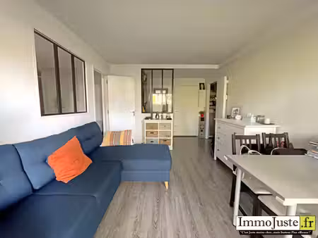 appartement 37m2 avec jardin de 32m2  parking en sous-sol