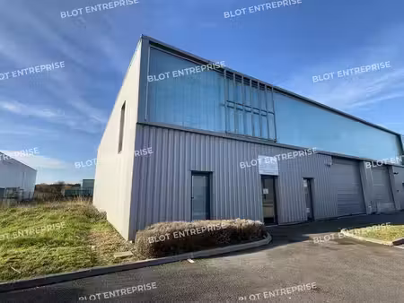 location local d’activités bouaye 44830 334m²