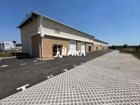 location local d’activités castelginest 31780 70m² à 900m²