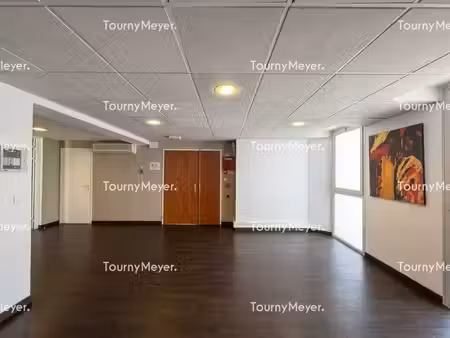 vente bureaux 204m²