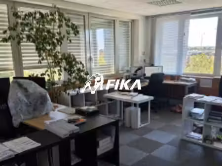 vente bureaux 218m²