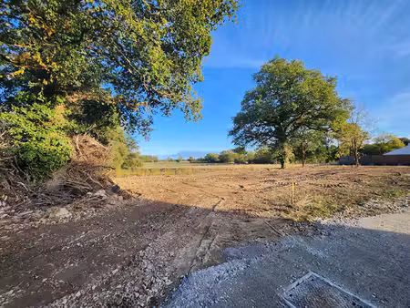 vente terrain  300.00m²  vue
