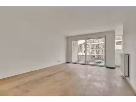 appartement à vendre à rue des palais 33 schaerbeek (vbe78200)
