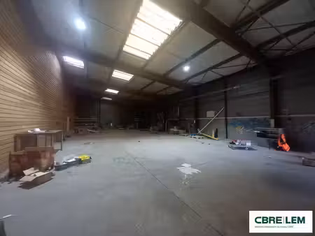 location entrepôt touffréville 14940 375m²
