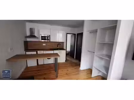 location appartement 2 pièces 26m² pamiers 09100