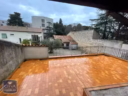location appartement 4 pièces 96m² nimes 30000