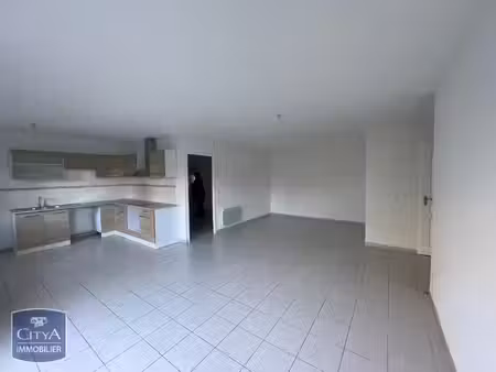 appartement à louer 3 pièces 68.8 m² - rodilhan (30) - 927€