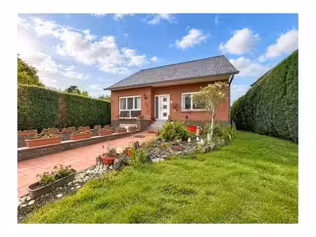 maison à vendre avec terrasse et jardin   basècles (vbe78090)