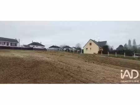 terrain à bâtir à montval-sur-loir (72500)