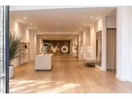 location commerce bordeaux 33000 108m²