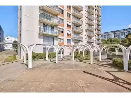 vente appartement 4 pièces 82.88 m² à venissieux (69200)  149 000 €
