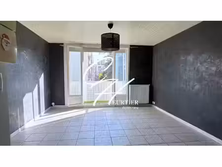 seyssinet - t3 + c de 60m2 - lumineux