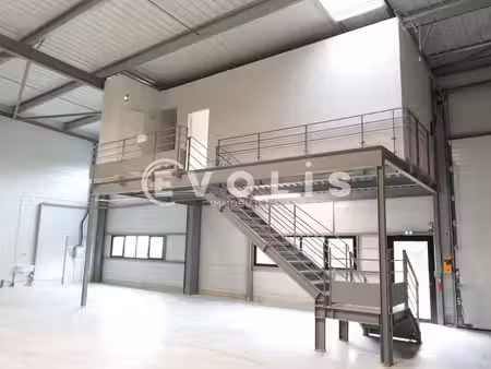 location local d’activités merignac 33700 316m²