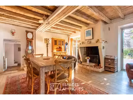 authentique maison de charme dans son écrin de verdure