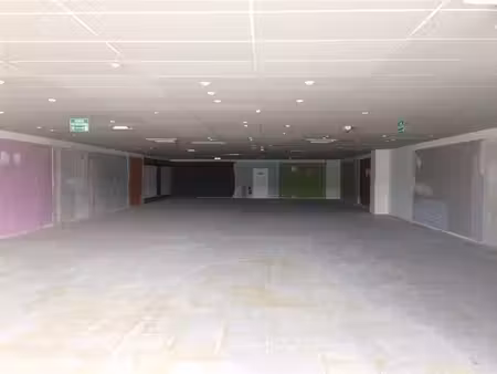 location commerce trélissac 24750 563m²